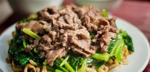 Hình ảnh Gà Tần Huyền Anh - Phở Xào & Cơm Rang - Quỳnh Mai