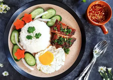 Hình ảnh Cô Phượng - Cơm Tấm - Bún Thịt Nướng - Nguyễn Kiệm