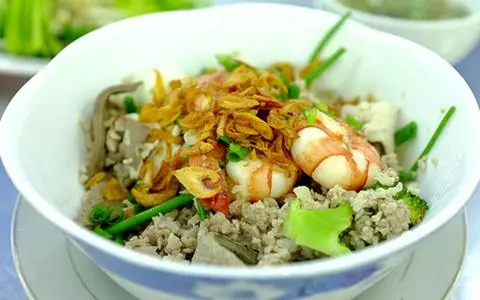Hình ảnh Cô Út - Hủ Tiếu & Cháo Tiều - Nguyễn Quý Anh