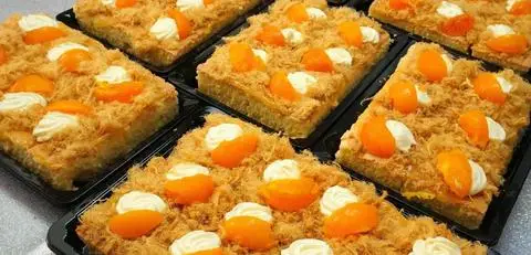 Hình ảnh Mèo Tròn - Bông Lan Trứng Muối & Bánh Tráng - Điện Biên Phủ