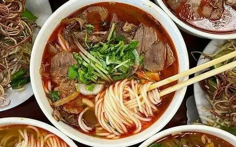 Hình ảnh Bún Bò Út Hảo - Đường 50