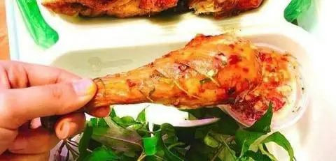 Hình ảnh Gà Nướng A Duy - Gà Nướng Sốt Cay - Nguyễn Thái Sơn