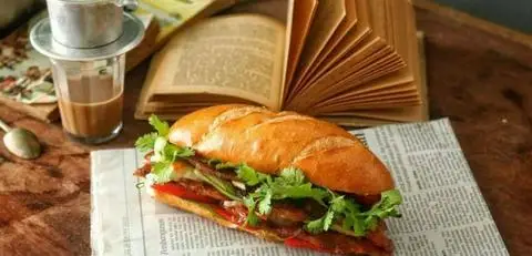 Hình ảnh Bánh Mì Hà Nội Chính Hiệu - Âu Dương Lân