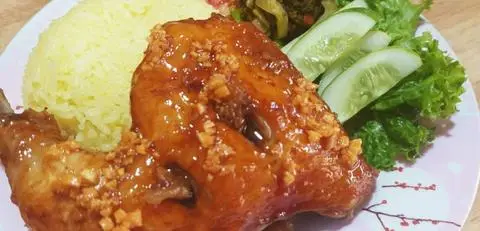 Hình ảnh Cơm Gà Xối Mỡ Chợ Ông Địa