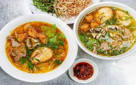 Hình ảnh Cơm Gà Xối Mỡ - Shop Online