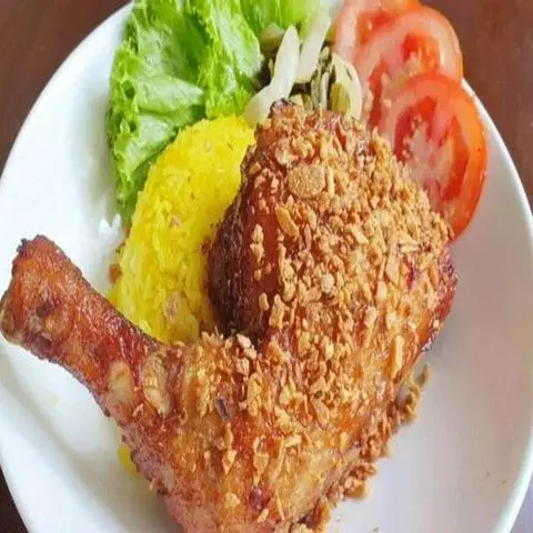 Hình ảnh Cơm Gà Xối Mỡ Ngon Số 1