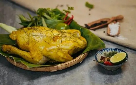 Hình ảnh A Lũ - Gà Ủ Muối