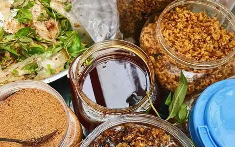 Hình ảnh Út Trang - Chả Tré Trộn & Bánh Tráng Trộn - Rạch Bùng Binh