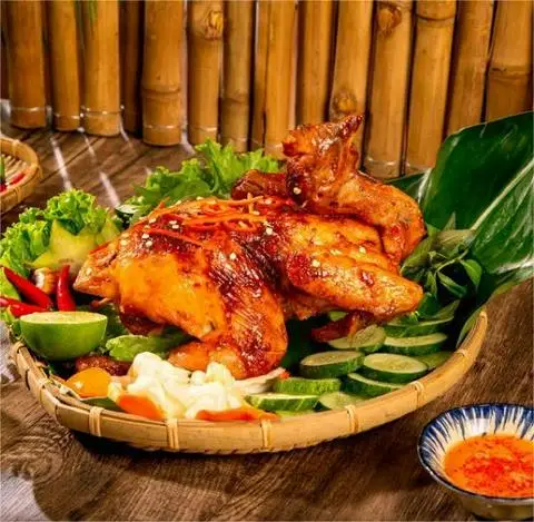 Hình ảnh Gà Ta Nướng Lu Minh Châu - Phạm Hùng