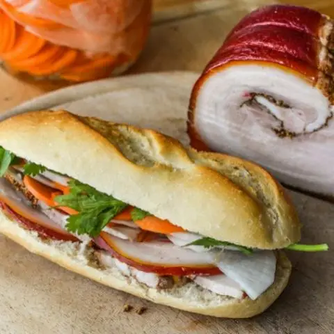 Hình ảnh Bánh Mì Hà Nội - Nam Cao