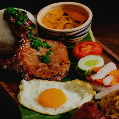 Hình ảnh Cơm Tấm Heo Đất - Cách Mạng Tháng 8