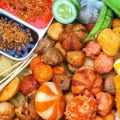Hình ảnh Ăn Vặt Trang - Cá Viên Chiên & Bánh Tráng Trộn - Nguyễn Hữu Tiến