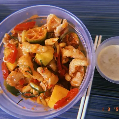 Hình ảnh Ăn Vặt Bé Thỏ - Cộng Hoà