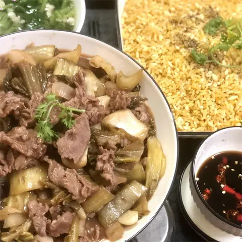 Hình ảnh Bếp Chuẩn Vị Bắc - Cơm Rang Dưa Bò - Quách Văn Tuấn