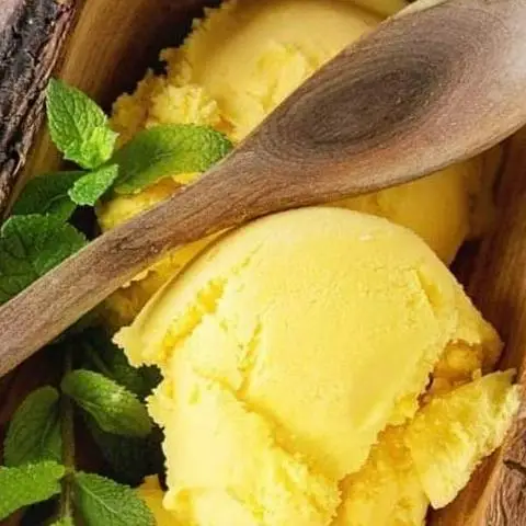 Hình ảnh Kem Hí Như - Bà Hom