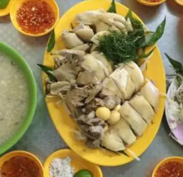 Hình ảnh Gà Ta Tam Kỳ Thúy Vân - Hoàng Hoa Thám