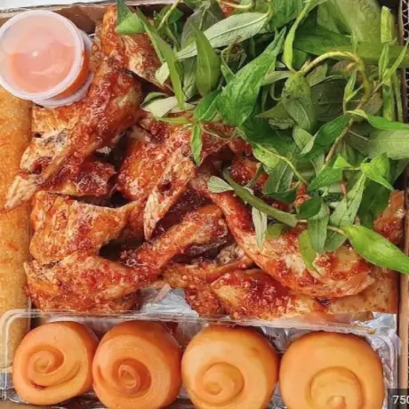 Hình ảnh Gà Quay Cao Nguyên - Lê Văn Sỹ