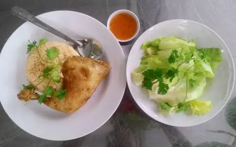 Hình ảnh Quán 40 Cơm Gà Xối Mỡ - Liên Khu 10-11