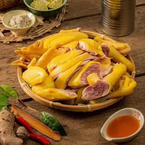 Hình ảnh Gà Ủ Muối 162C - Man Thiện