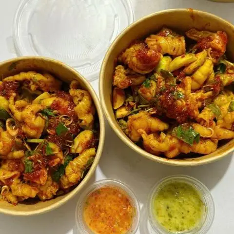 Hình ảnh Gờ Food - Ghiền Ăn Vặt & Chân Gà Sốt Thái - Chiến Lược