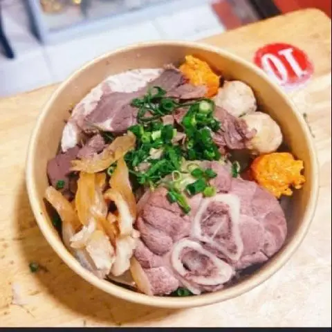Hình ảnh Bún Bò Huế Chanh Chua - Tam Trinh