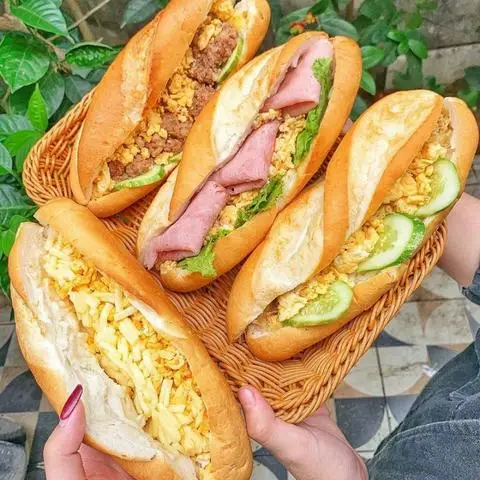 Hình ảnh Bánh Mì Đông Ri - Phạm Văn Chiêu