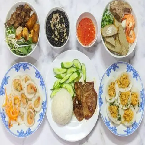 Hình ảnh Tài Kí - Bún Thịt Nướng & Cơm Gà Xối Mỡ - Tạ Uyên