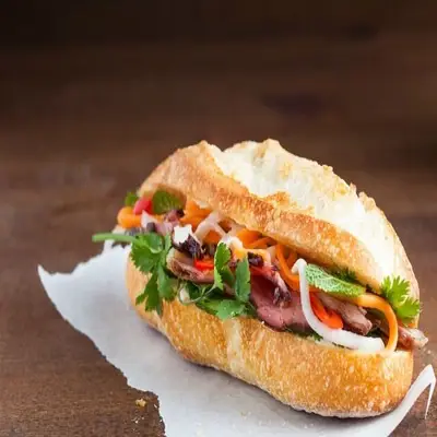 Hình ảnh Bánh Mì Chả Cá Má Hải - Trần Quý