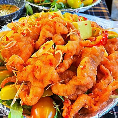 Hình ảnh K.T Food - Gà Ủ Muối Hoa Tiêu & Chân Gà Sốt Thái - Trần Quang Cơ