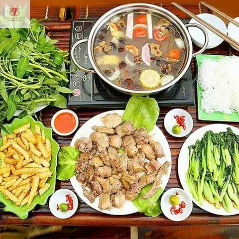 Hình ảnh Sơn Dê Quán - Hương Lộ 80B