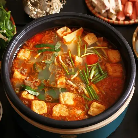 Hình ảnh Bư Quán - Lê Đức Thọ