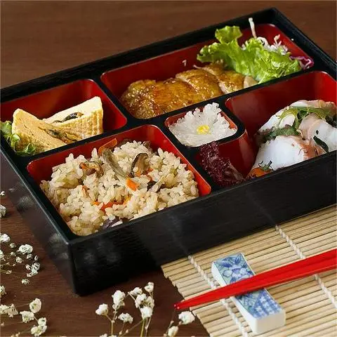 Hình ảnh Yakitori KUWA - Cơm Gà Chiên Bento - Nguyễn Thái Bình