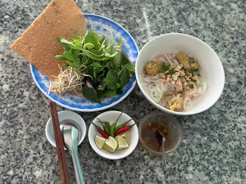 Hình ảnh Mì Quảng Thúy Bình - Đặng Thúc Vịnh