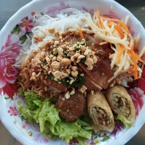 Hình ảnh Cơm Tấm & Bún Thịt Nướng Kim Ngân - Phạm Hùng