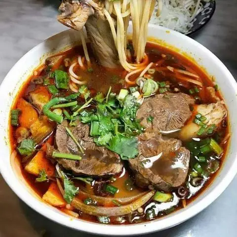 Hình ảnh Hưng Bún Bò Huế Bình Tân - Hương Lộ 80