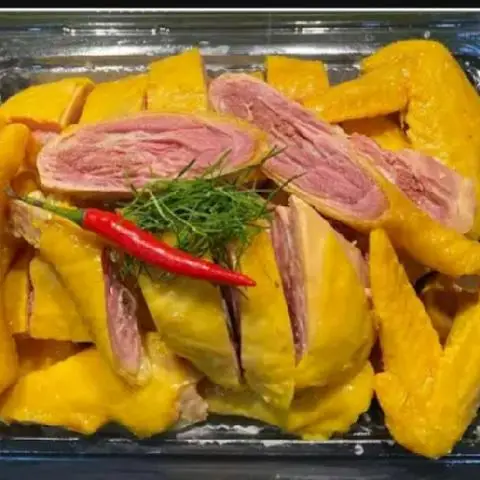 Hình ảnh Chị Trân - Gà Ủ Muối & Ăn Vặt - Nơ Trang Long