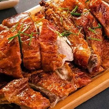 Hình ảnh Heo Quay & Vịt Quay Tấn Phát - Nguyễn Thị Định