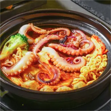Hình ảnh Mì Cay Seoul Hương Lộ 3 - Đường CN1