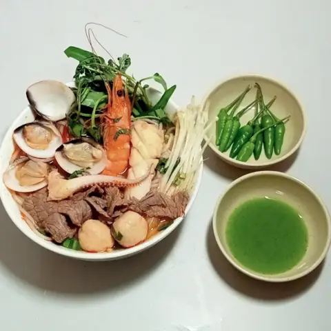 Hình ảnh Nam Long - Bún Thái & Lẩu Thái - Huỳnh Tấn Phát