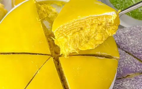 Hình ảnh Bánh Crepe Sầu Riêng & Chân Gà Sốt Thái - Ăn Vặt Bảo Linh - Nguyễn Xuân Khoát