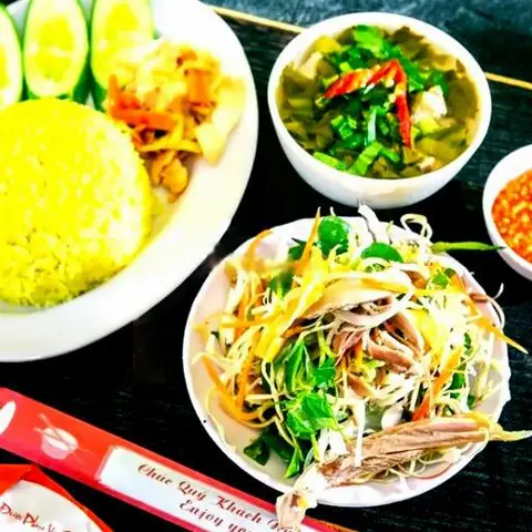 Hình ảnh Gà Ta Miền Tây - Cơm Gà & Cháo Gà - Nguyễn Ảnh Thủ