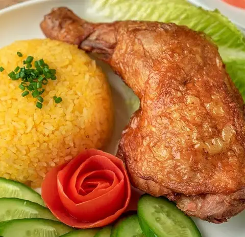 Hình ảnh Cơm Gà Xối Mỡ A Quý - Phan Huy Ích