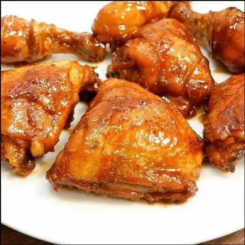Hình ảnh  A Dúa Cơm Gà Da Giòn - Mì Sủi Cảo - Nguyễn Thị Thập