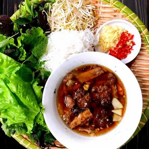 Hình ảnh Cổ Ngư Quán - Bún Chả Hà Nội - Ung Văn Khiêm