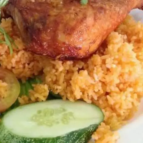 Hình ảnh Gà Ta Tam Kỳ Vỹ Nguyễn - Tạ Quang Bửu