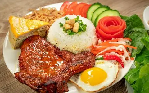 Hình ảnh Bánh Mì Heo Quay & Gà Nướng Quay Lu - Đường 339