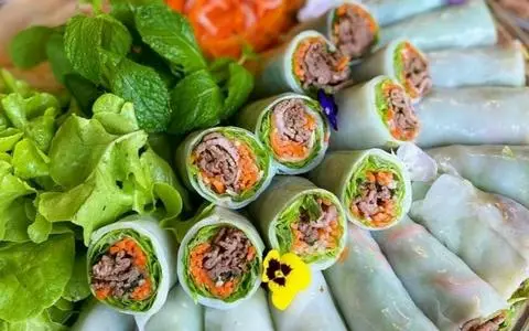 Hình ảnh Phở Cuốn Ban Mai - Ao Sen