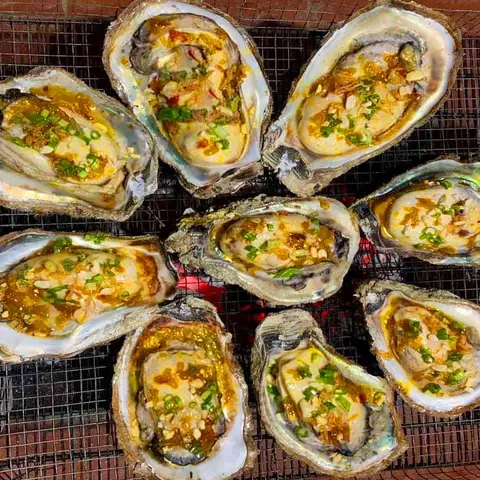 Hình ảnh Hàu Nhật Nướng Oyster Box - Lê Hồng Phong