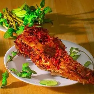 Hình ảnh Linh Má Heo, Lòng Heo & Dồi Sụn Nướng - Nguyễn Văn Tăng