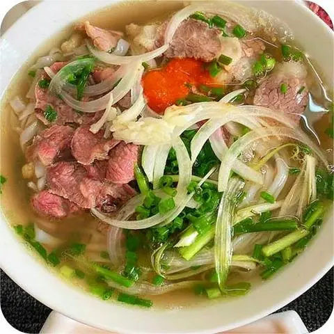 Hình ảnh Phở Vị - Trần Hưng Đạo